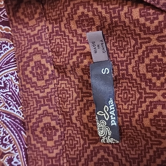 Prana Button Down Long Sleeve Paisley Print Top/ size S - Picture 4 of 13